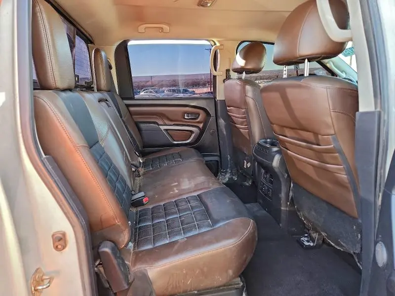 2016 NISSAN TITAN XD SL  
