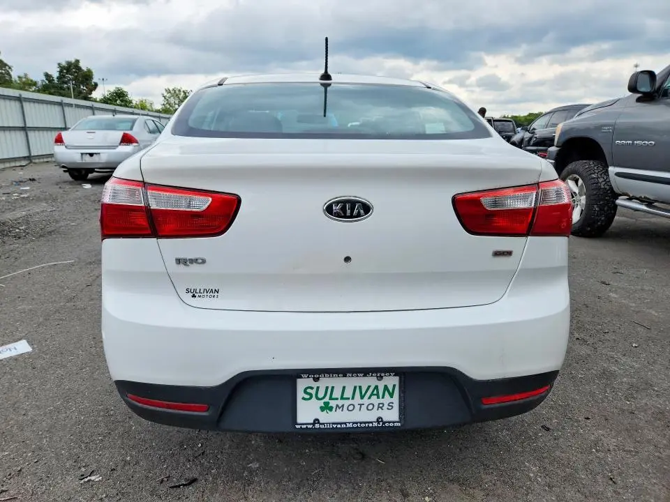 2013 KIA RIO LX  