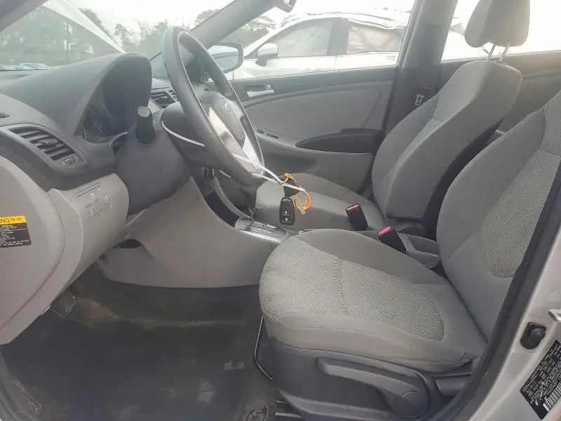2013 HYUNDAI ACCENT GLS  