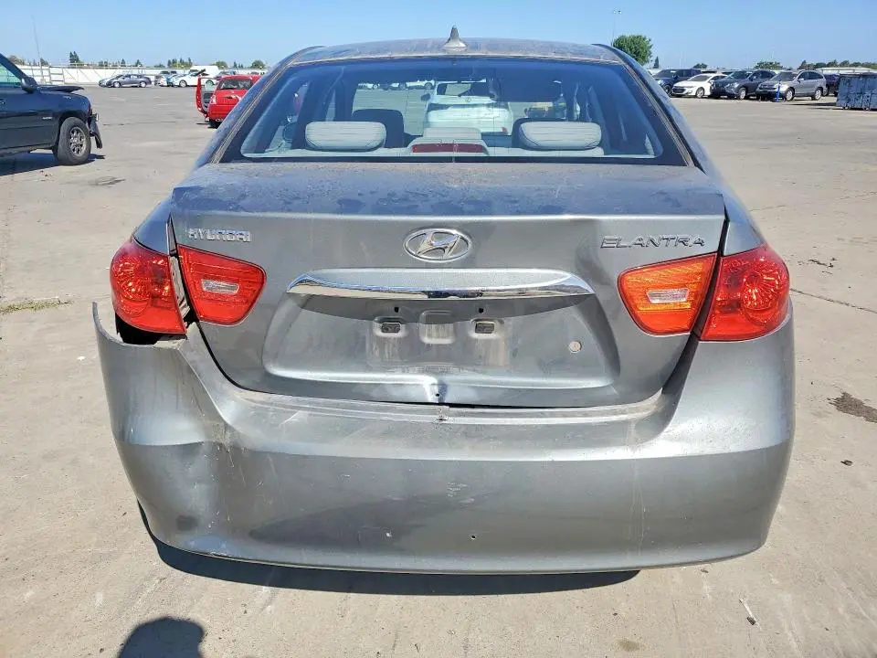 2010 HYUNDAI ELANTRA GLS  