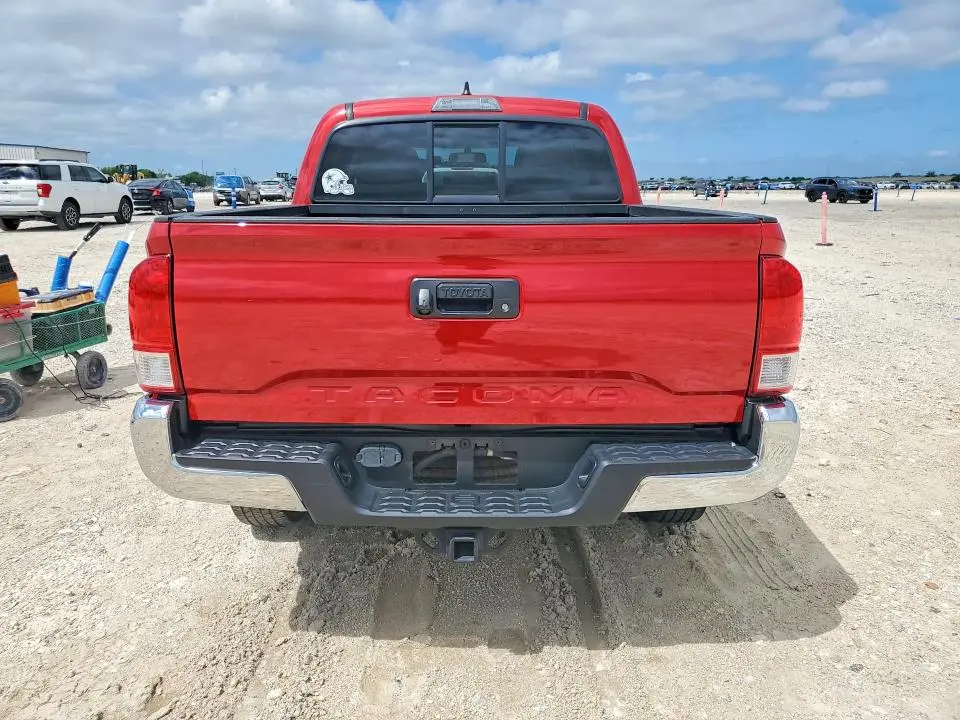 2016 TOYOTA TACOMA SR5 V6  