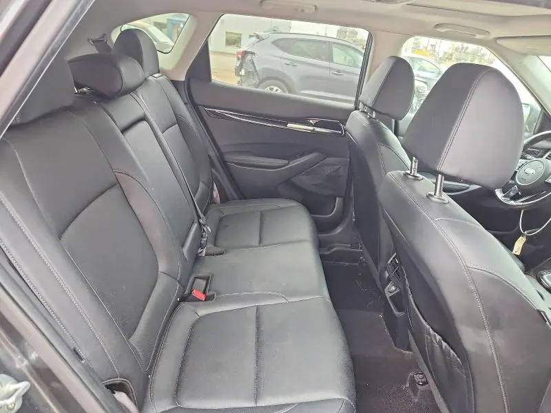 2021 KIA SELTOS EX  