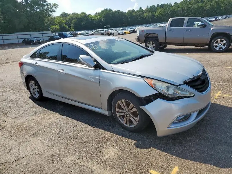 2014 HYUNDAI SONATA SE