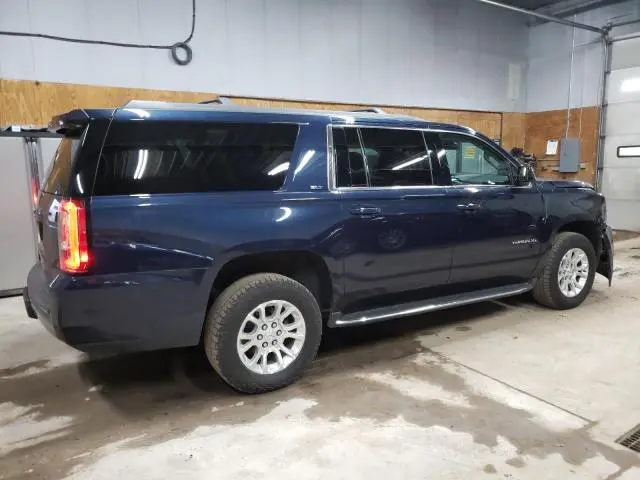 2017 GMC YUKON XL K1500 SLT  