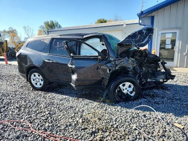 2014 CHEVROLET TRAVERSE LS  