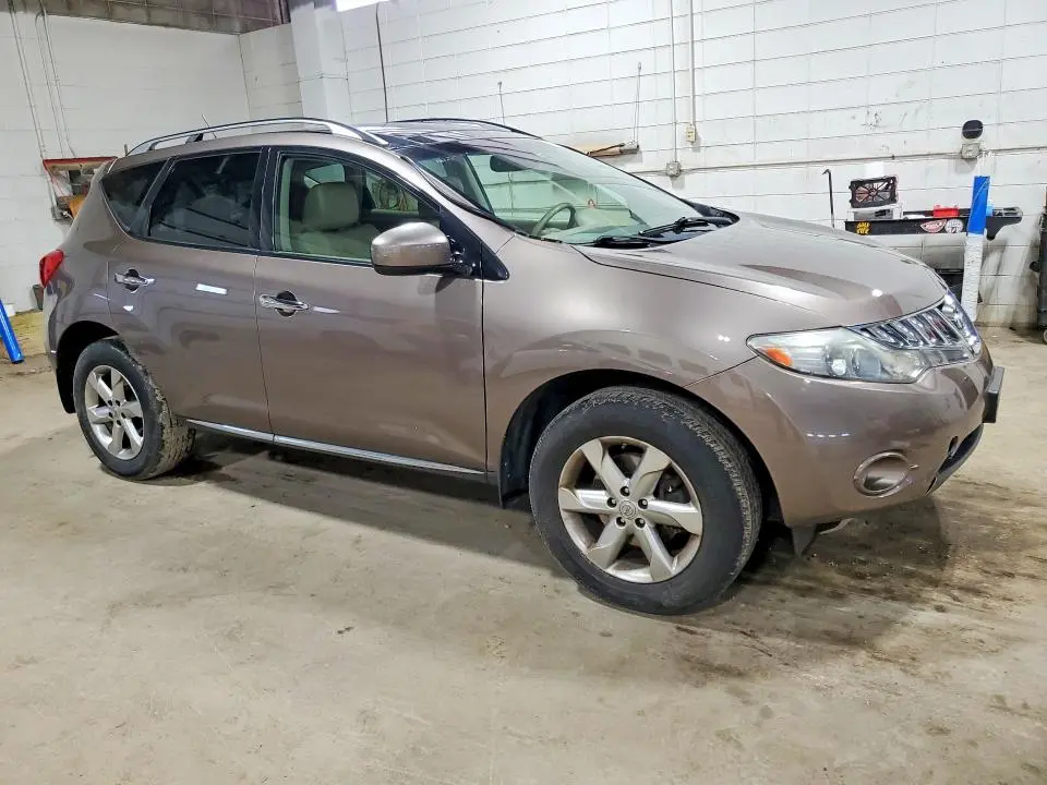 2010 NISSAN MURANO S  