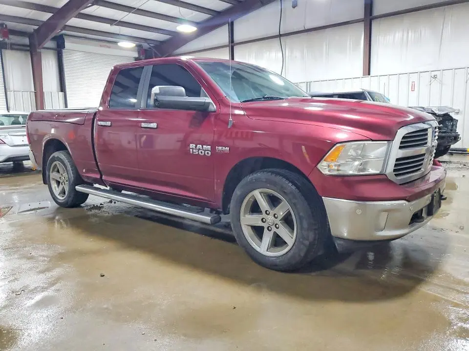 2018 RAM 1500 SLT  