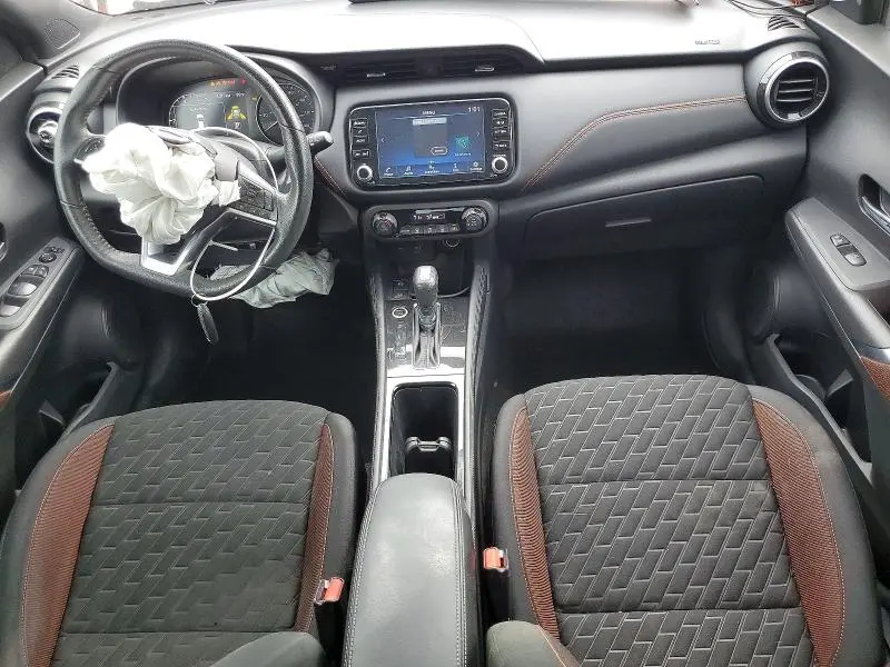 2021 NISSAN KICKS SR  