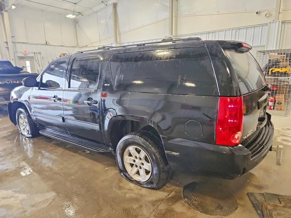 2013 GMC YUKON XL K1500 SLT  