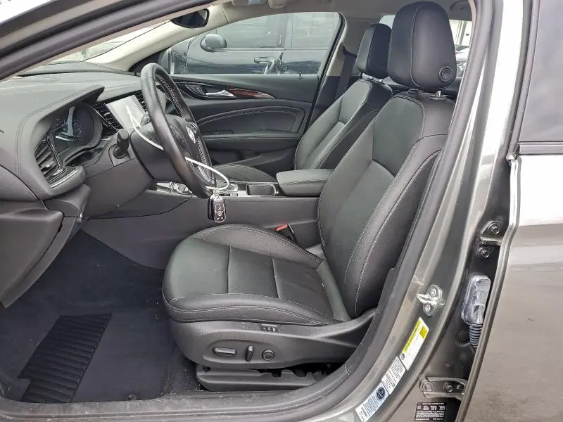2019 BUICK REGAL TOURX ESSENCE  