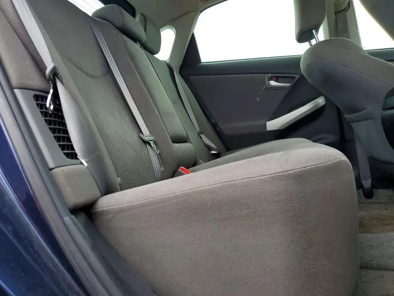 2015 TOYOTA PRIUS TWO  