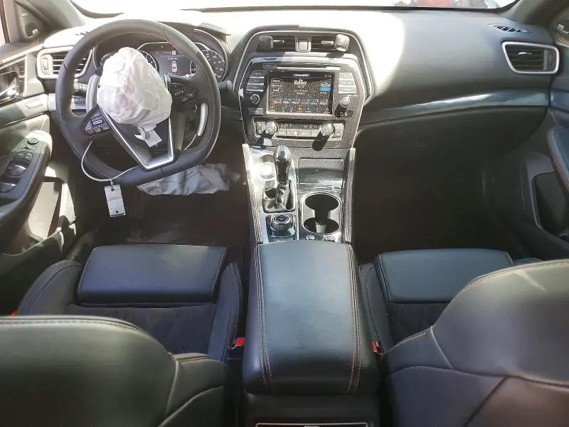 2023 NISSAN MAXIMA SR  