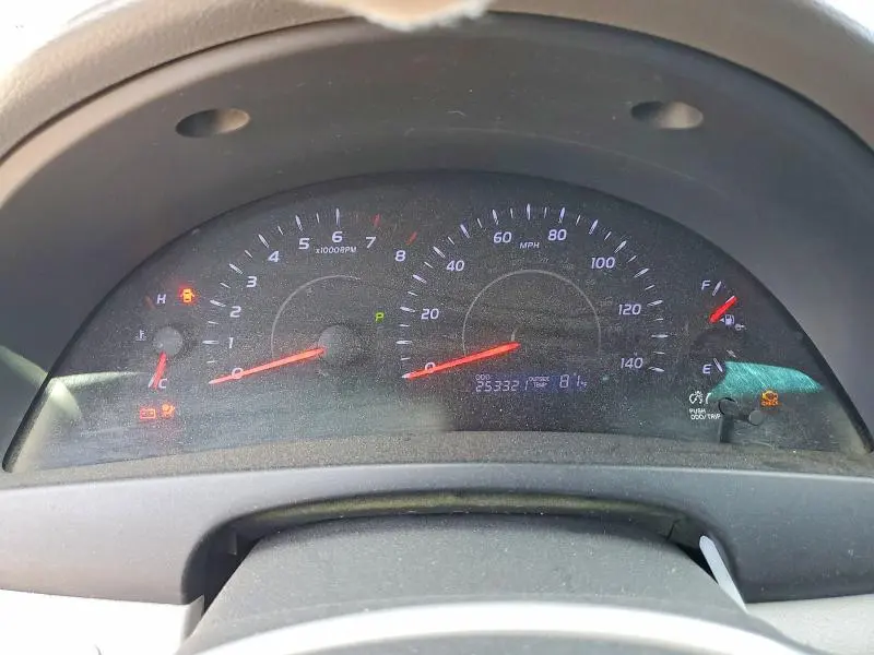 2011 TOYOTA CAMRY LE  