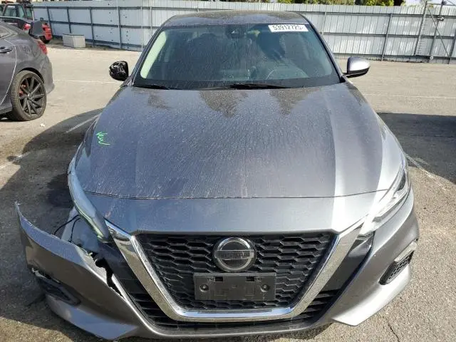 2022 NISSAN ALTIMA SV  