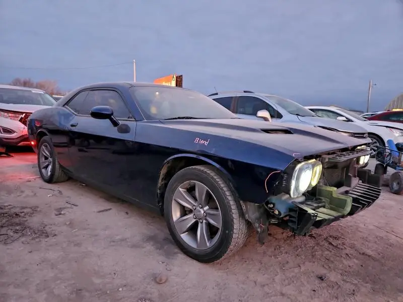 2016 DODGE CHALLENGER SXT  