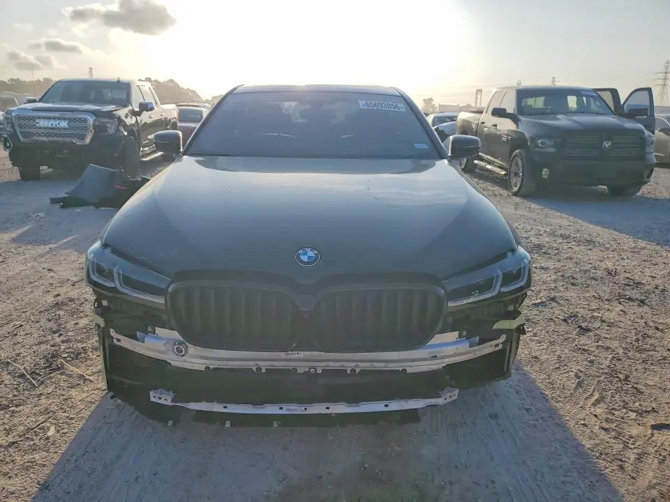 2023 BMW M550XI   