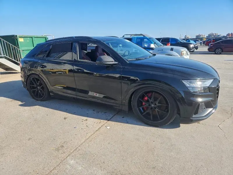 2023 AUDI SQ8 PRESTIGE  