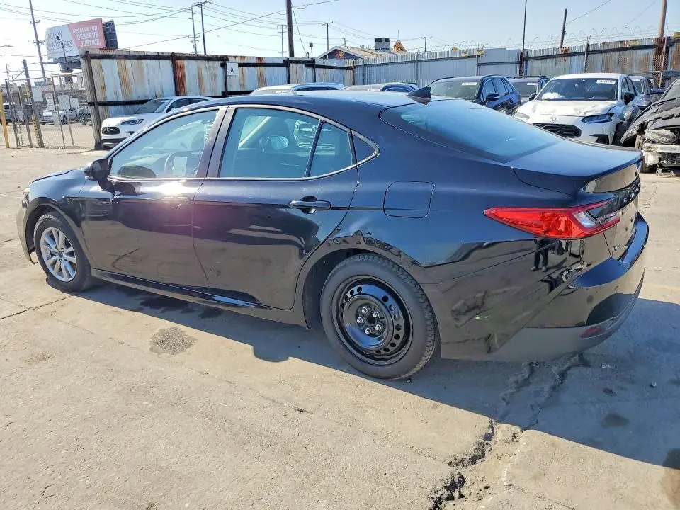 2025 TOYOTA CAMRY LE  
