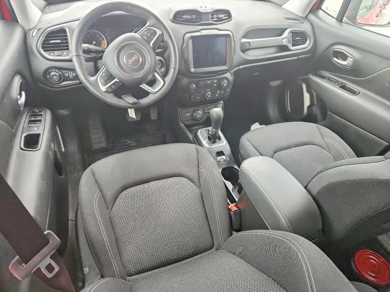 2023 JEEP RENEGADE LATITUDE  