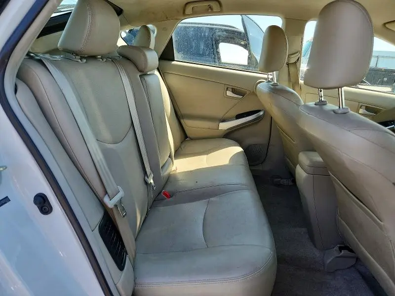 2010 TOYOTA PRIUS IV  