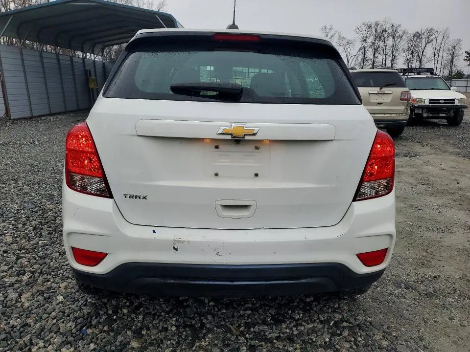 2021 CHEVROLET TRAX LS  