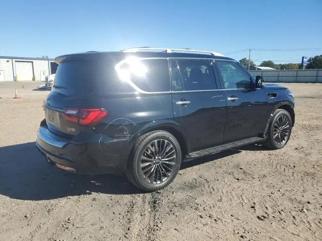 2021 INFINITI QX80 LUXE  