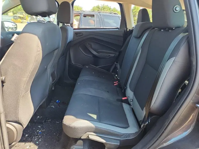 2016 FORD ESCAPE S  