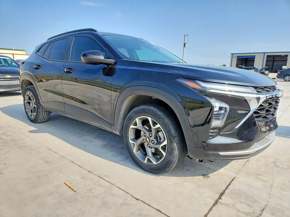 2024 CHEVROLET TRAX 1LT  