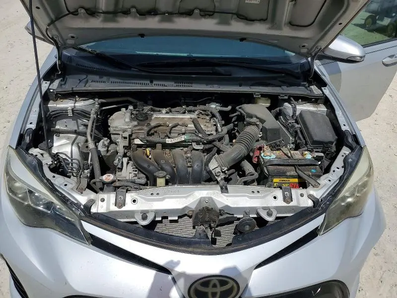 2017 TOYOTA COROLLA SE  