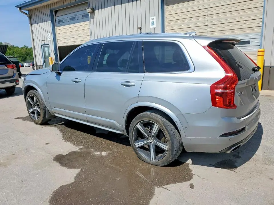 2018 VOLVO XC90 T6  