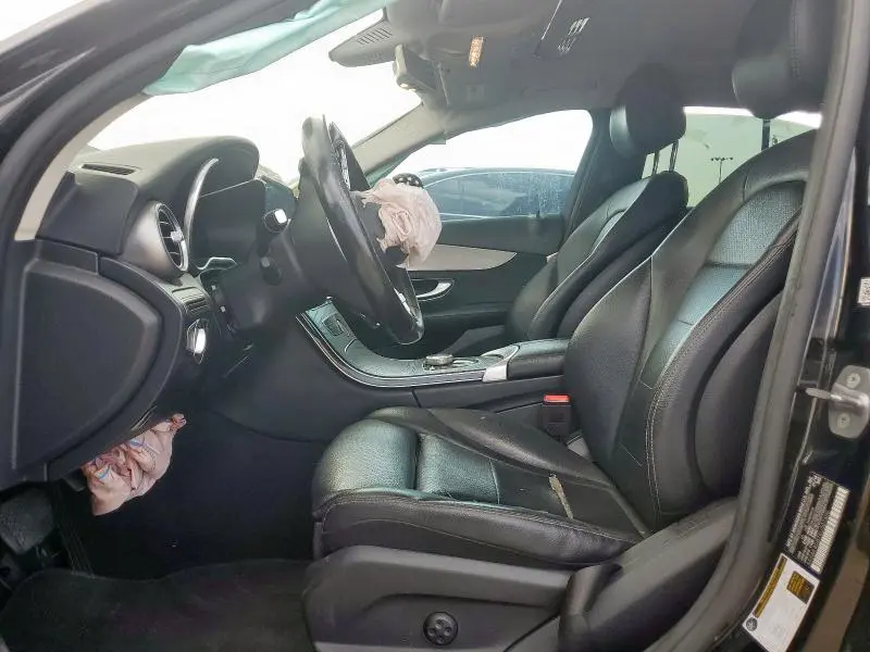 2019 MERCEDES-BENZ C 300  