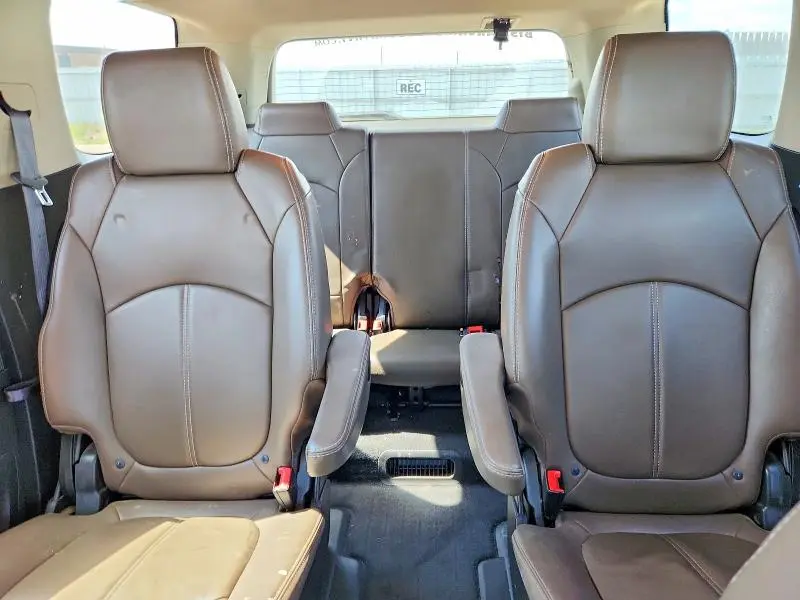 2015 GMC ACADIA SLT-1  