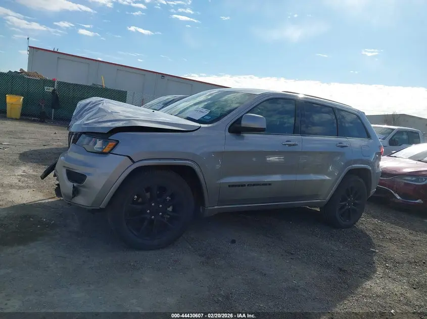 2019 JEEP GRAND CHEROKEE ALTITUDE 4X2