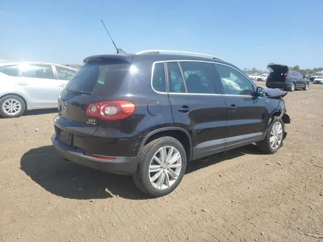 2010 VOLKSWAGEN TIGUAN SE  