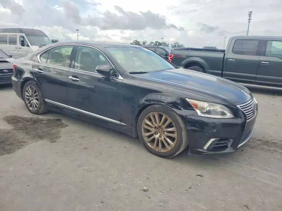 2013 LEXUS LS 460  