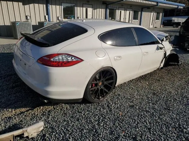 2012 PORSCHE PANAMERA 2  