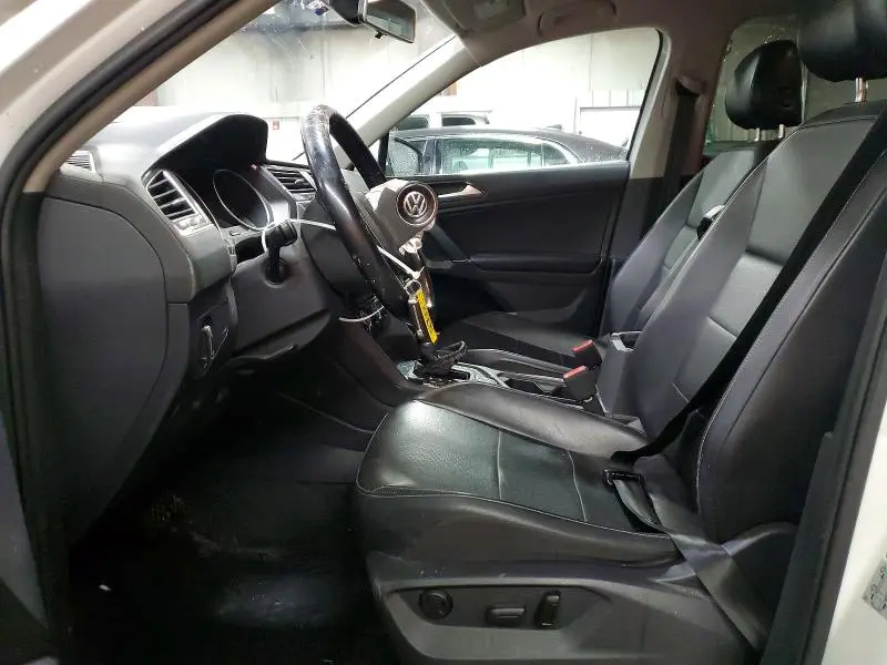 2018 VOLKSWAGEN TIGUAN SE  