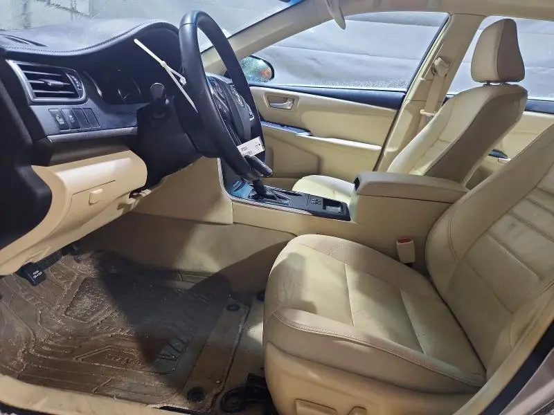 2015 TOYOTA CAMRY XLE  