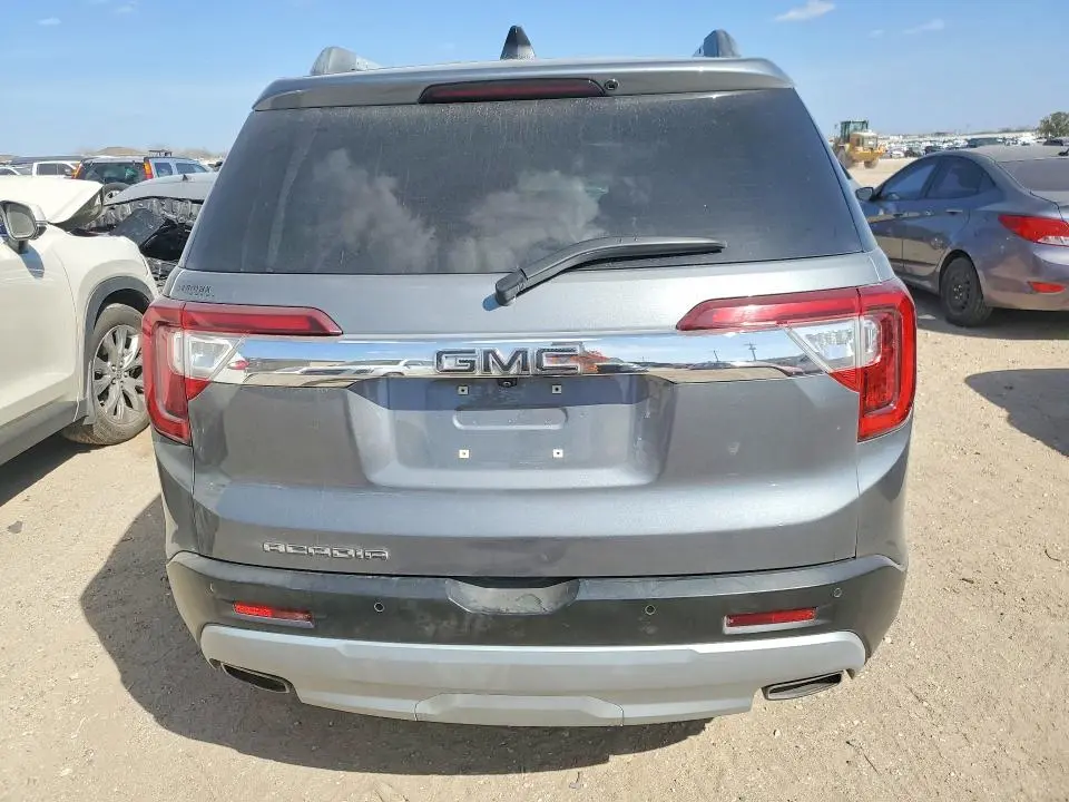 2021 GMC ACADIA SLT  