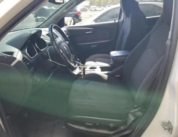 2011 CHEVROLET TRAVERSE LT  