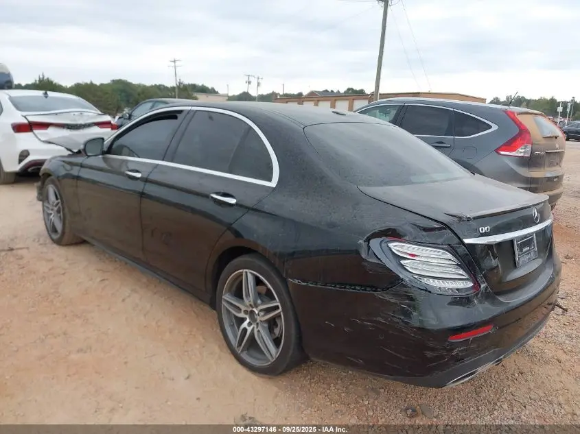 2017 MERCEDES-BENZ E 300  