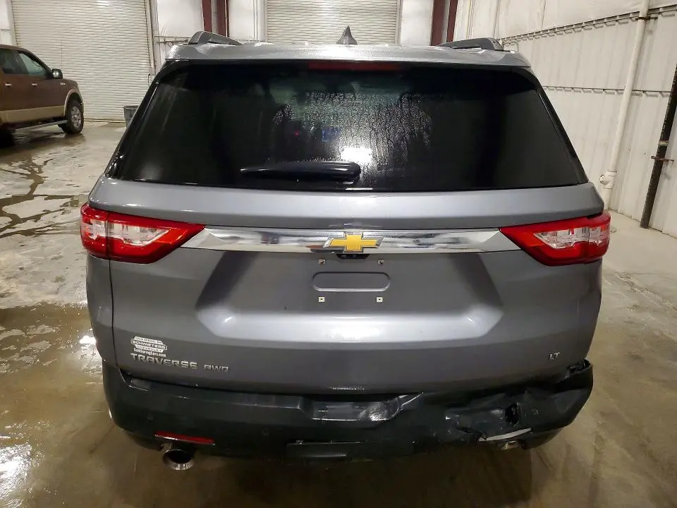 2021 CHEVROLET TRAVERSE LT  