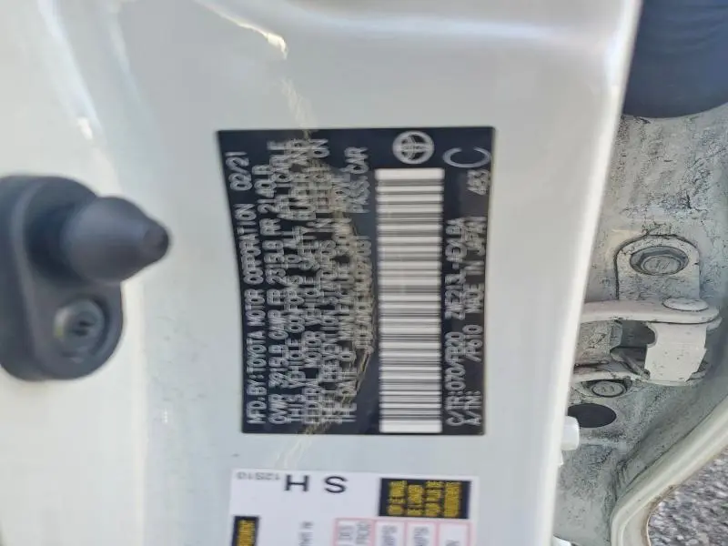 2021 TOYOTA COROLLA LE  