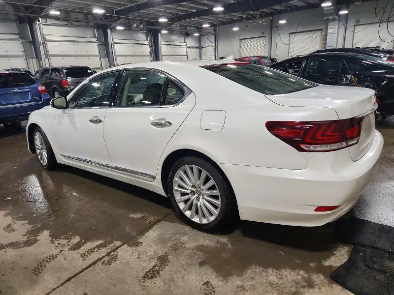 2013 LEXUS LS 460  