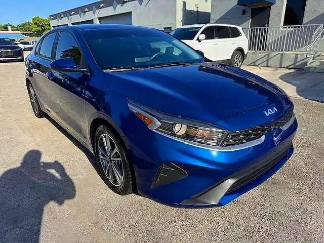 2022 KIA FORTE LXS  