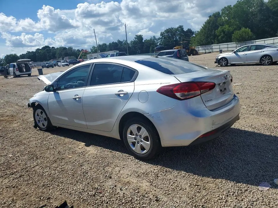 2017 KIA FORTE LX  
