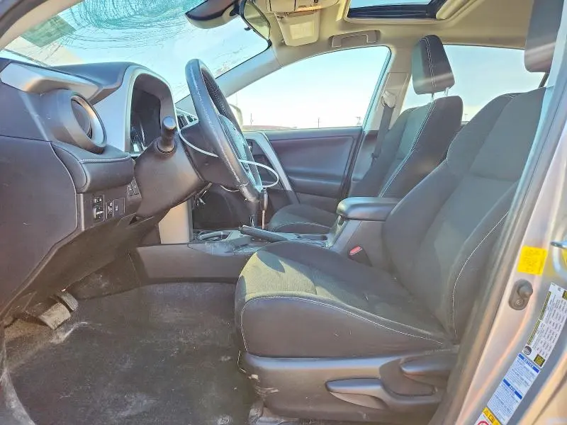 2017 TOYOTA RAV4 XLE  