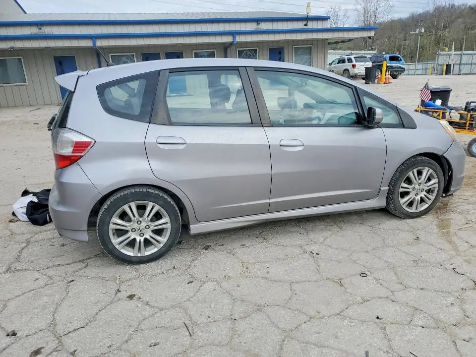 2010 HONDA FIT SPORT  