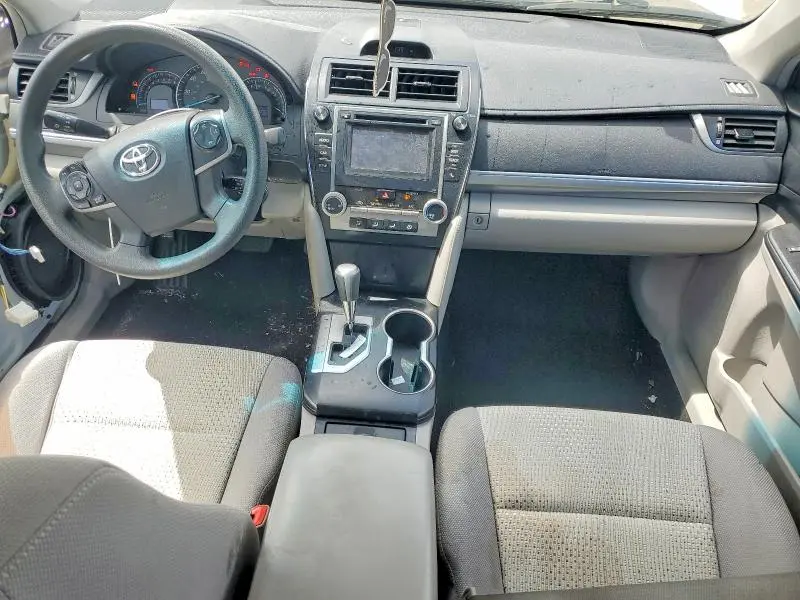 2014 TOYOTA CAMRY LE  