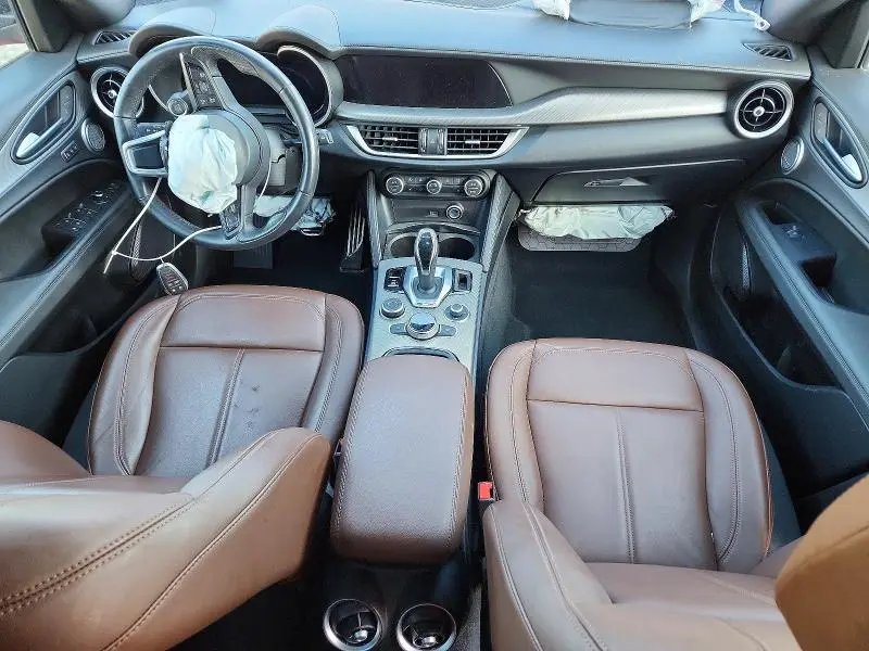 2024 ALFA ROMEO STELVIO TI  